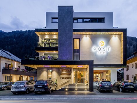 Post Hotel