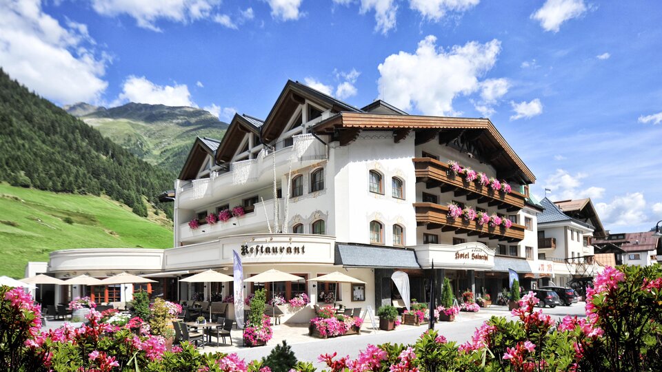 Hotelansicht23